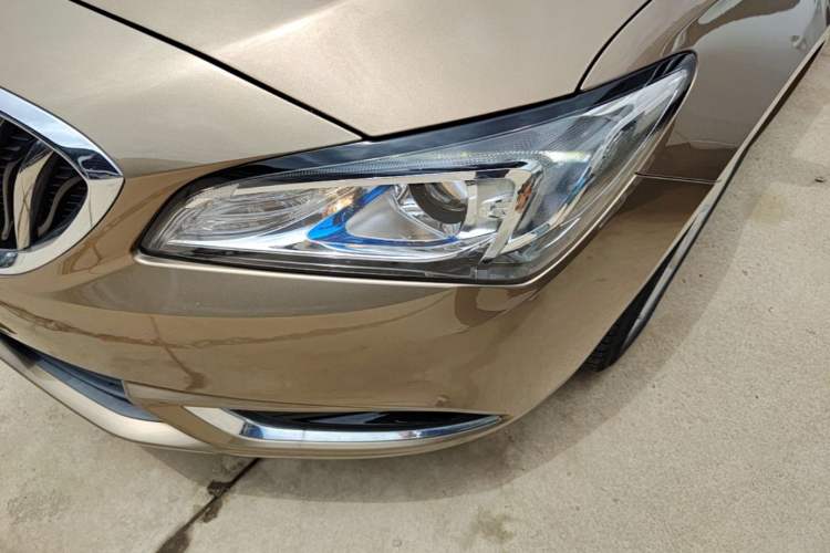 Used Buick Verano 2017 Sedan 15S Automatic Leading Model Left Front Headlight
