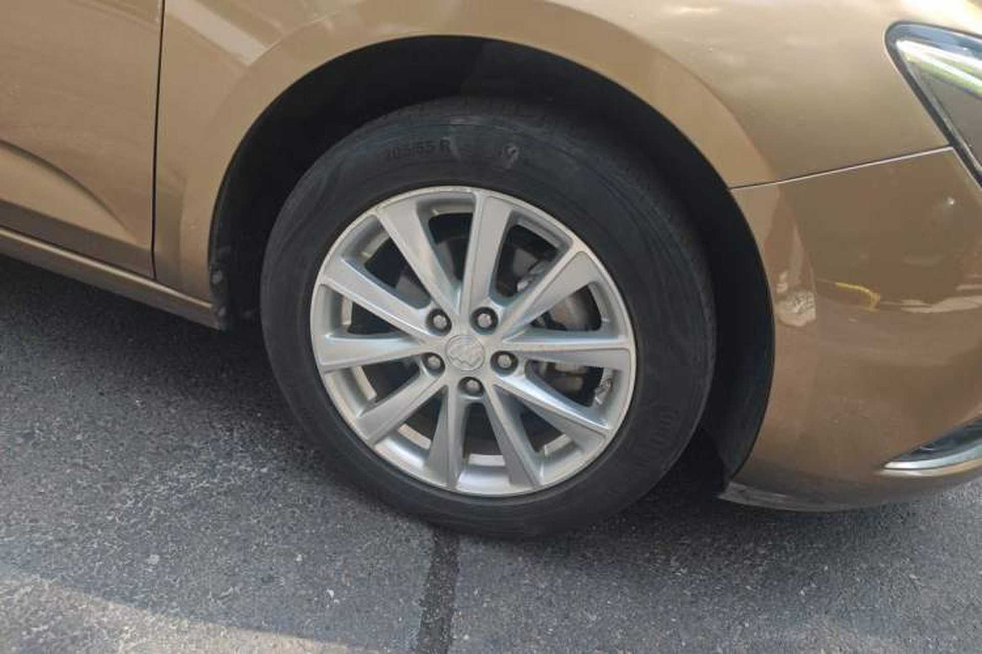 Used Buick Verano 2017 Sedan 20T Dual-Clutch Leading Model Right Front Wheel Hub