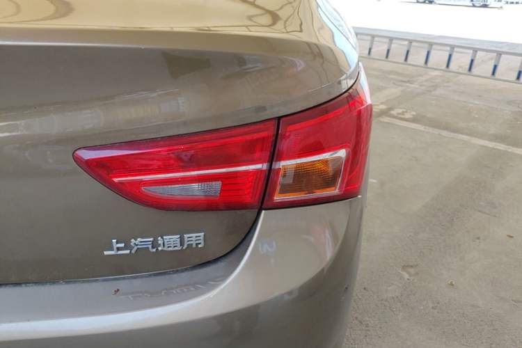 Used Buick Verano 2017 Sedan 15S Automatic Leading Model Right Rear Taillight