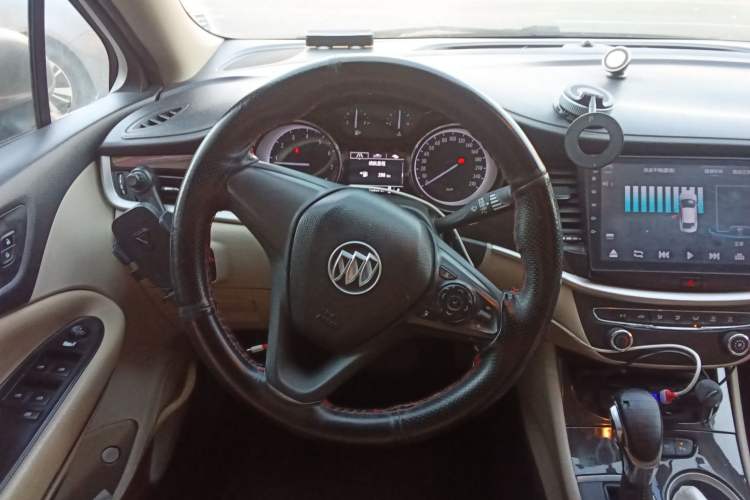 Used Buick Verano 2017 Sedan 15S Automatic Entry Model Steering Wheel