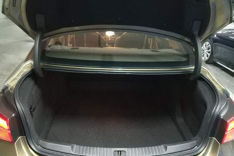 Used Buick Verano 2017 Sedan 15S Automatic Leading Model Trunk