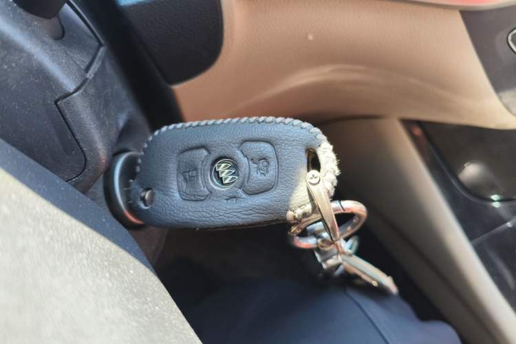 Used Buick Verano 2017 Sedan 15S Automatic Leading Model Vehicle Key
