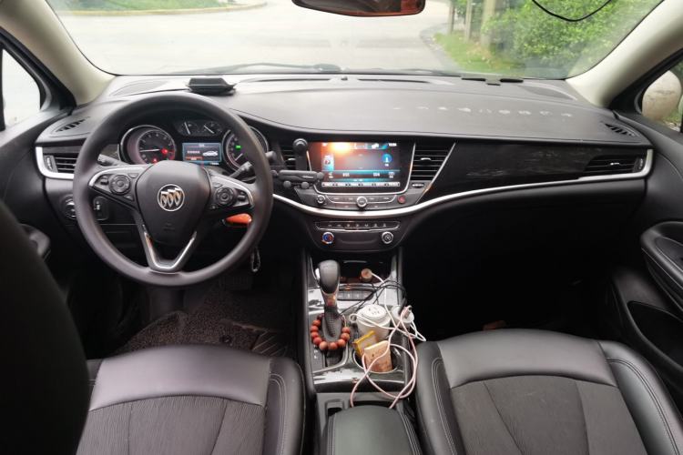 Used Buick Verano 2017 Sedan 20T Dual-Clutch Leading Model Center Console
