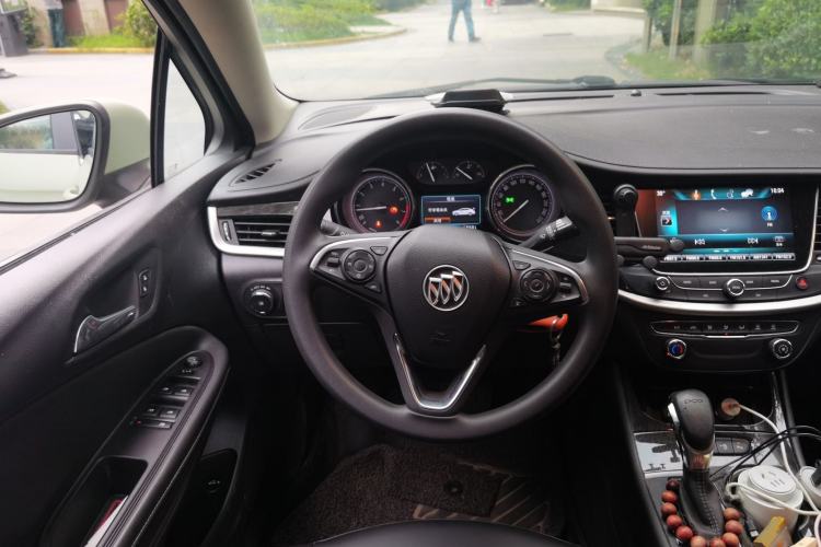 Used Buick Verano 2017 Sedan 20T Dual-Clutch Leading Model Steering Wheel