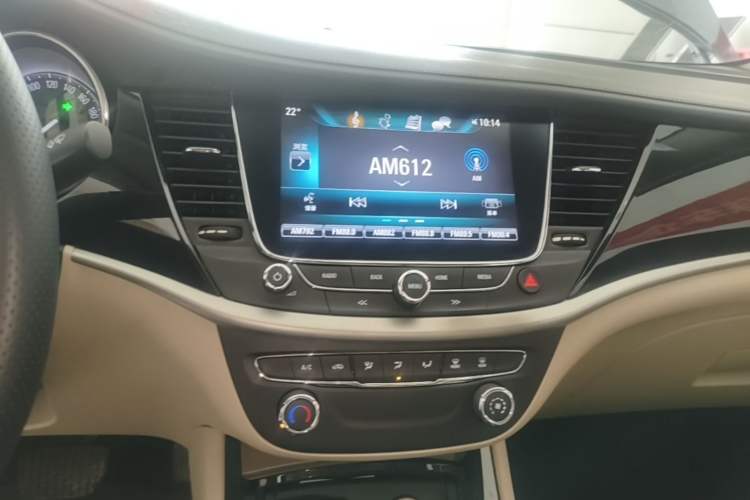 Used Buick Verano 2017 Sedan 15S Automatic Leading Model Audio And AC Panel
