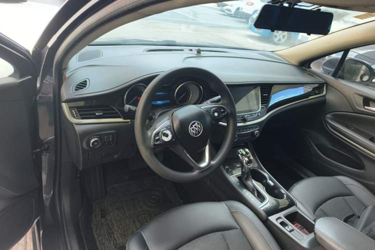 Used Buick Verano 2017 Sedan 20T Dual-Clutch Leading Model Center Console