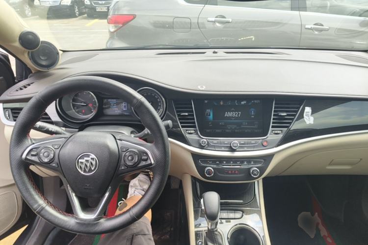 Used Buick Verano 2017 Sedan 15S Automatic Leading Model Center Console