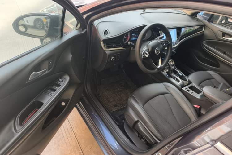 Used Buick Verano 2017 Sedan 20T Dual-Clutch Leading Model Driver Seat