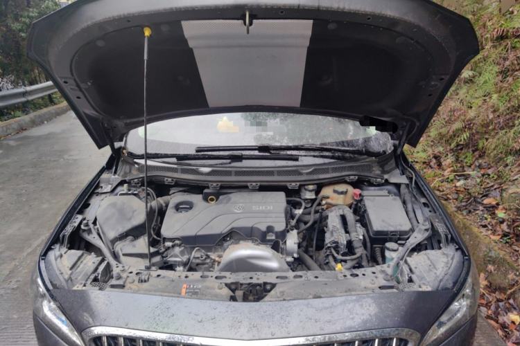 Used Buick Verano 2017 Sedan 15S Automatic Leading Model Engine Bay