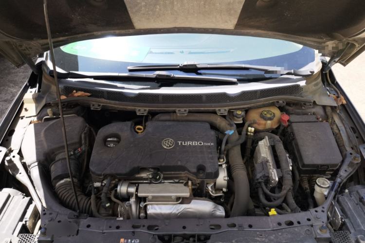 Used Buick Verano 2017 Sedan 20T Dual-Clutch Leading Model Engine Bay