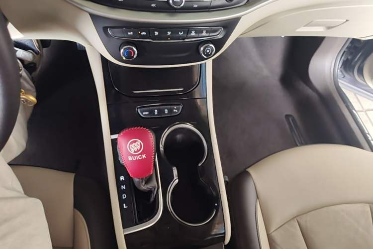 Used Buick Verano 2017 Sedan 15S Automatic Leading Model Gear Lever