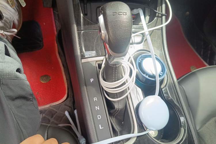 Used Buick Verano 2017 Sedan 20T Dual-Clutch Elite Model Gear Lever