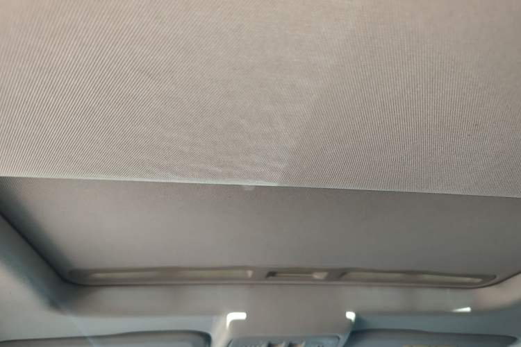 Used Buick Verano 2017 Sedan 20T Dual-Clutch Leading Model Headliner