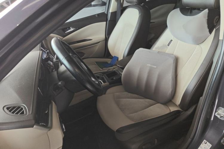 Used Buick Verano 2017 Sedan 15S Automatic Leading Model Interior 3