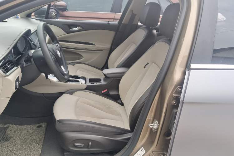 Used Buick Verano 2017 Sedan 15S Automatic Leading Model Interior 5