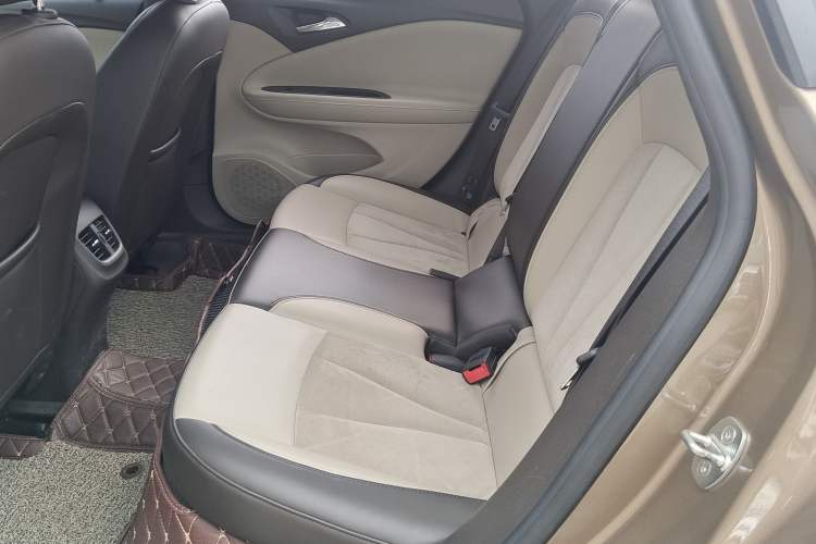 Used Buick Verano 2017 Sedan 15S Automatic Leading Model Interior 7