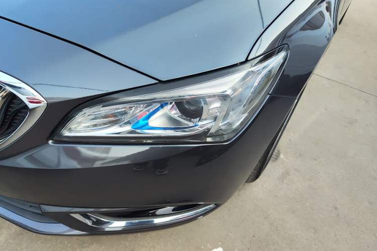 Used Buick Verano 2017 Sedan 15S Automatic Leading Model Left Front Headlight