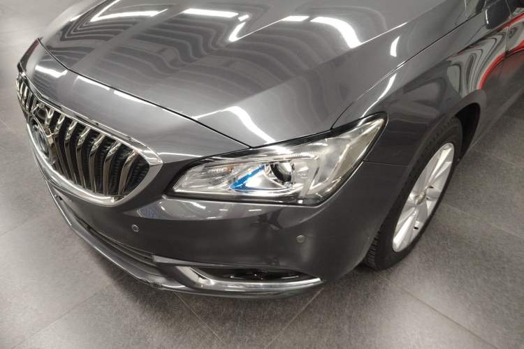 Used Buick Verano 2017 Sedan 15S Automatic Leading Model Left Front Headlight
