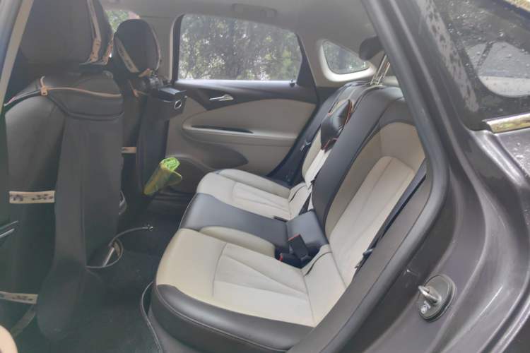 Used Buick Verano 2017 Sedan 15S Automatic Leading Model Left Rear Seat