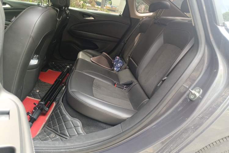 Used Buick Verano 2017 Sedan 20T Dual-Clutch Elite Model Left Rear Seat