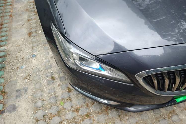Used Buick Verano 2017 Sedan 15S Automatic Entry Model Right Front Headlight