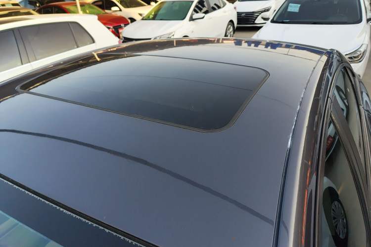 Used Buick Verano 2017 Sedan 15S Automatic Leading Model Roof