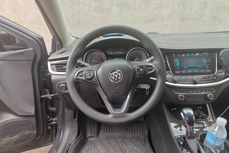 Used Buick Verano 2017 Sedan 20T Dual-Clutch Leading Model Steering Wheel