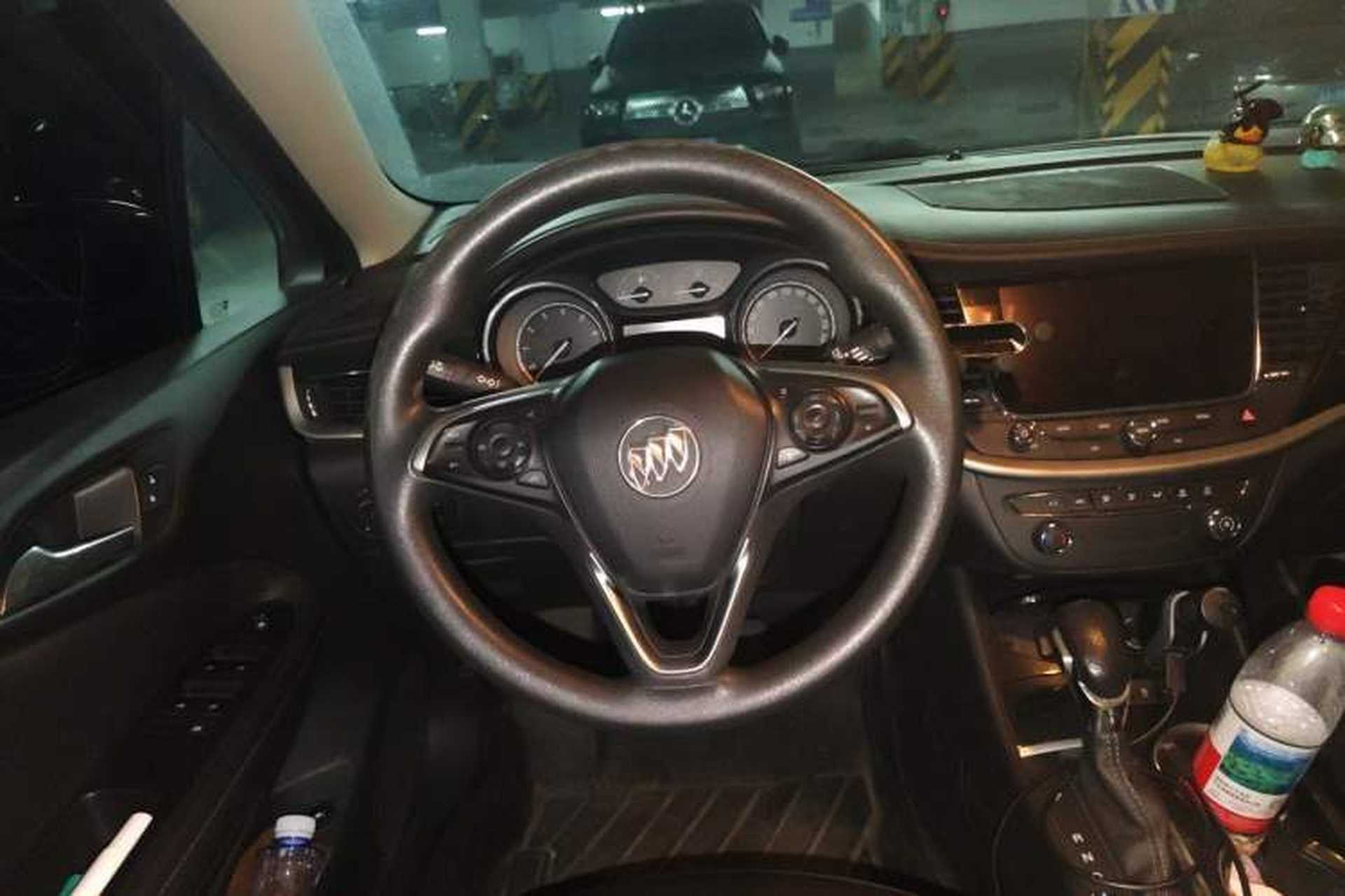 Used Buick Verano 2017 Sedan 20T Dual-Clutch Leading Model Steering Wheel