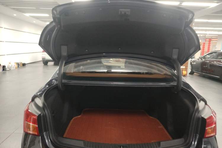 Used Buick Verano 2017 Sedan 15S Automatic Leading Model Trunk