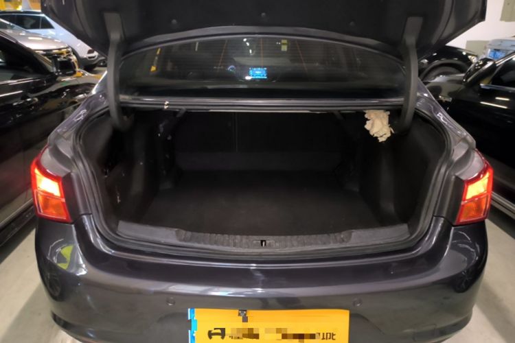 Used Buick Verano 2017 Sedan 15S Automatic Leading Model Trunk