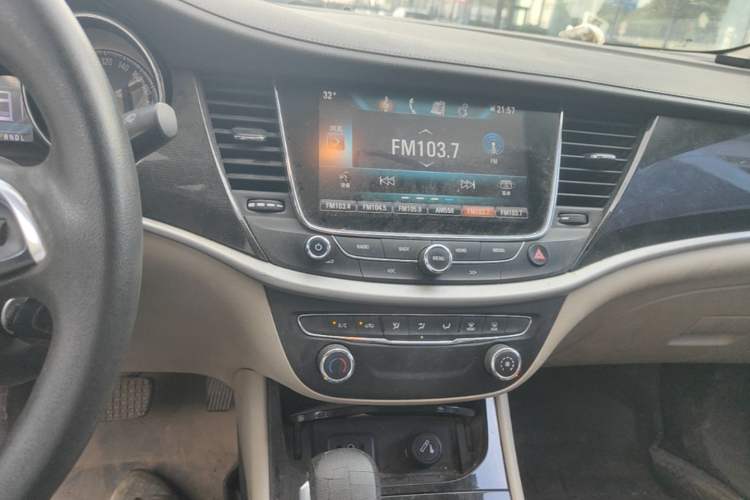 Used Buick Verano 2017 Sedan 15S Automatic Leading Model Audio And AC Panel