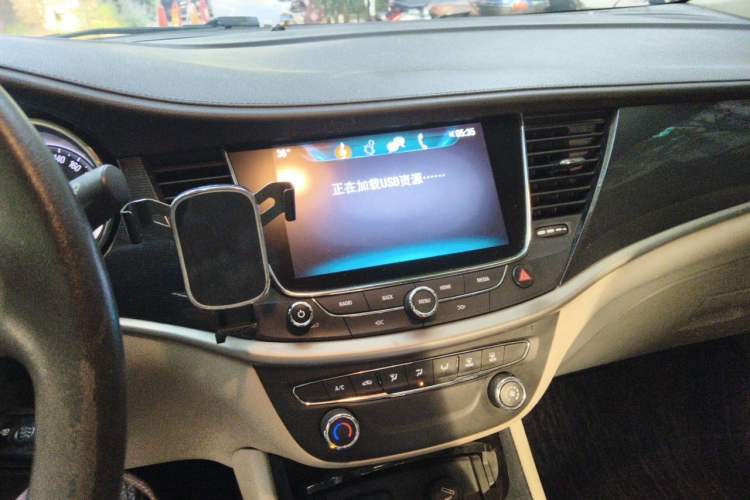 Used Buick Verano 2017 Sedan 15S Automatic Leading Model Audio And AC Panel
