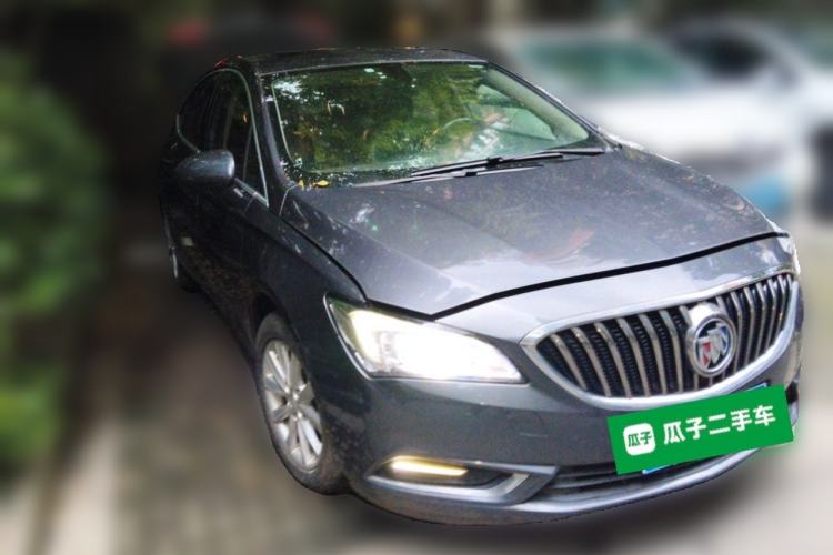 Used Buick Verano 2017 Sedan 20T Dual-Clutch Elite Model Front Right 45 Deg