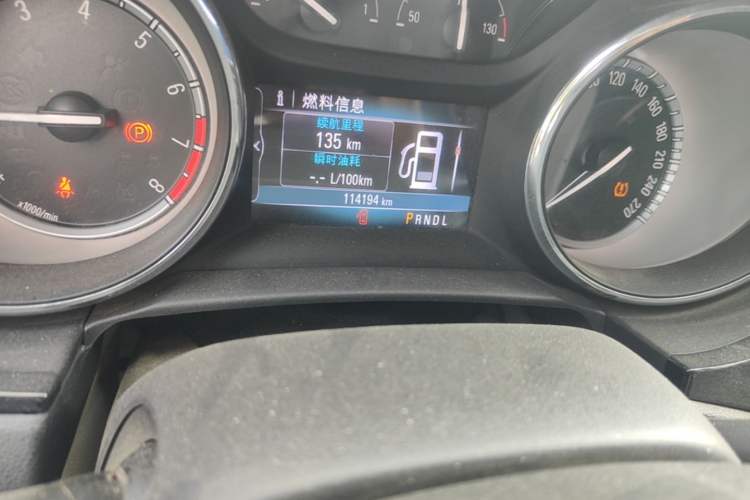 Used Buick Verano 2017 Sedan 15S Automatic Leading Model Odometer Close Up