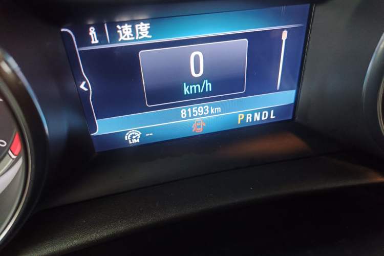 Used Buick Verano 2017 Sedan 15S Automatic Leading Model Odometer Close Up