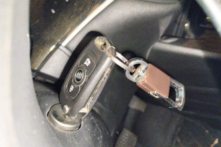 Used Buick Verano 2017 Sedan 20T Dual-Clutch Elite Model Vehicle Key