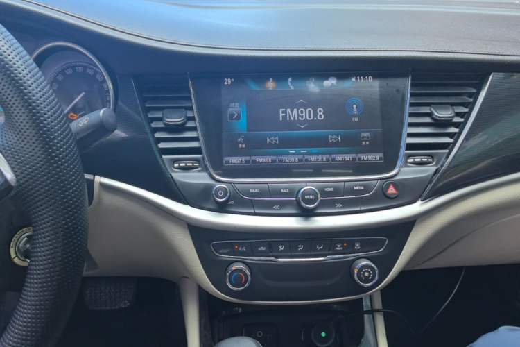 Used Buick Verano 2017 Sedan 15S Automatic Leading Model Audio And AC Panel