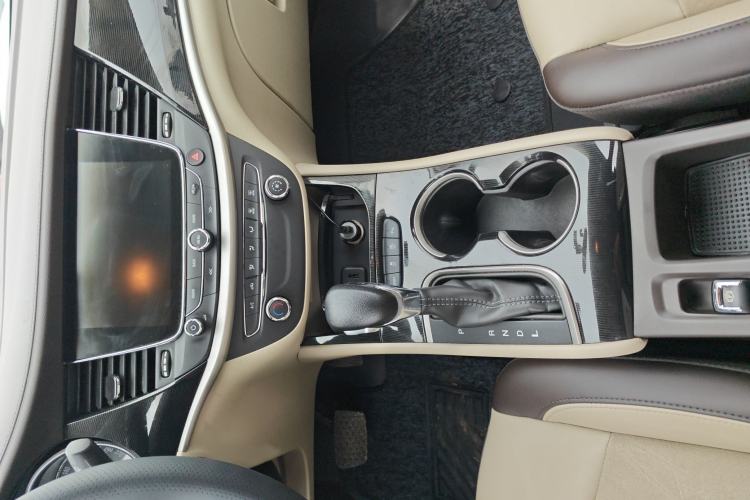 Used Buick Verano 2017 Sedan 15S Automatic Leading Model Audio And AC Panel