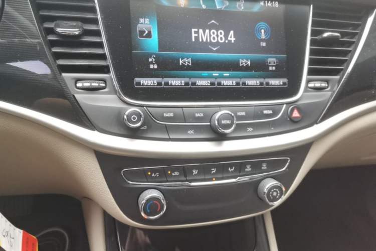 Used Buick Verano 2017 Sedan 15S Automatic Leading Model Audio And AC Panel