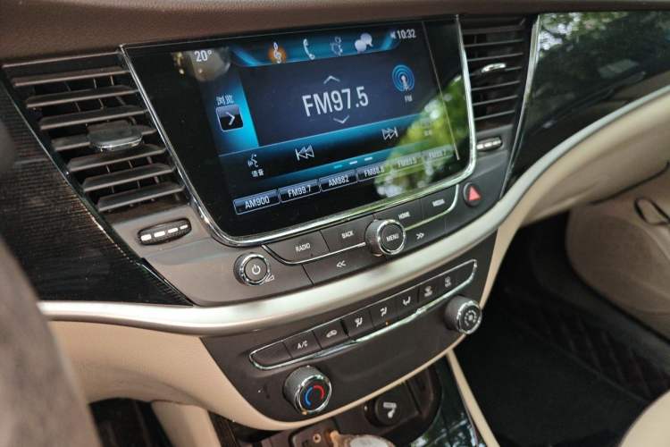 Used Buick Verano 2017 Sedan 15S Automatic Leading Model Audio And AC Panel