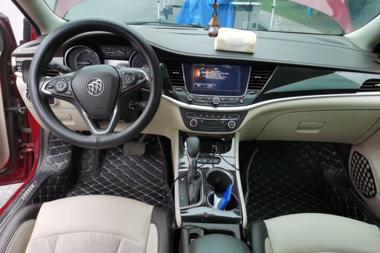 Used Buick Verano 2017 Sedan 15S Automatic Leading Model Center Console