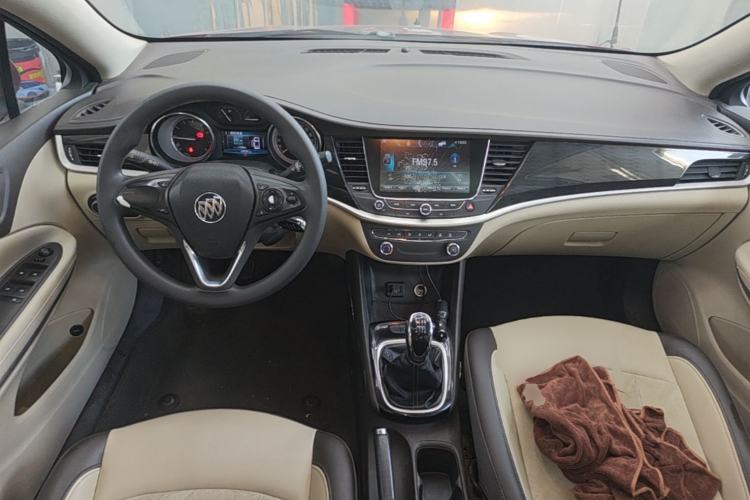 Used Buick Verano 2017 Sedan 15S Manual Leading Model Center Console
