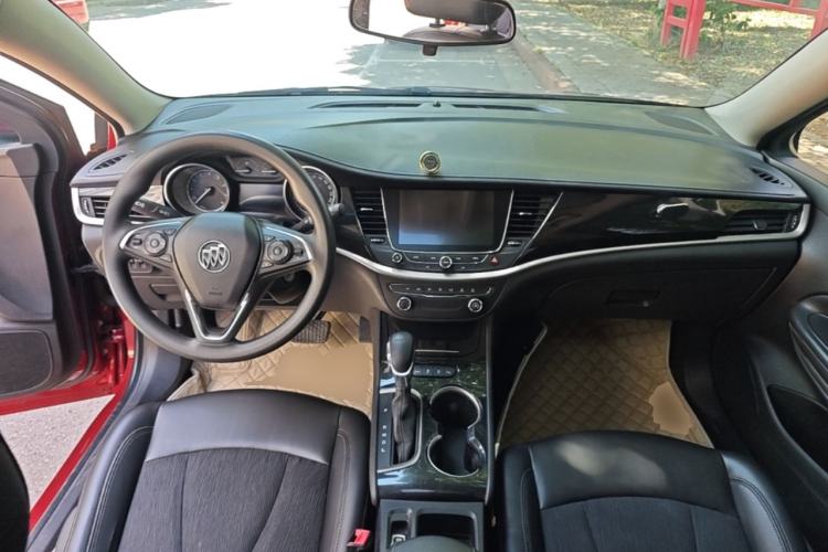 Used Buick Verano 2017 Sedan 20T Dual-Clutch Leading Model Center Console
