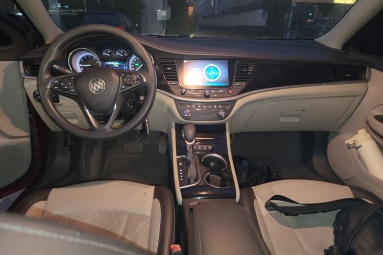 Used Buick Verano 2017 Sedan 15S Automatic Leading Model Center Console