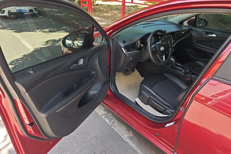 Used Buick Verano 2017 Sedan 20T Dual-Clutch Leading Model Driver Seat