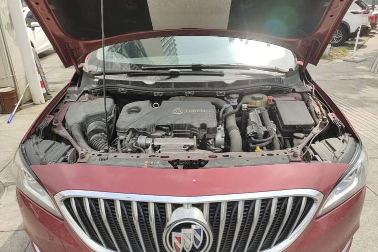 Used Buick Verano 2017 Sedan 20T Dual-Clutch Leading Model Engine Bay