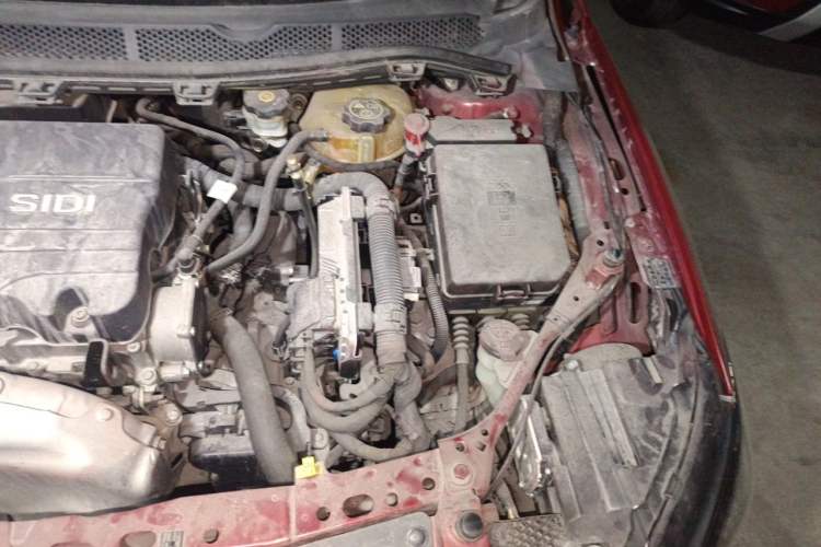 Used Buick Verano 2017 Sedan 15S Automatic Leading Model Engine Bay Left