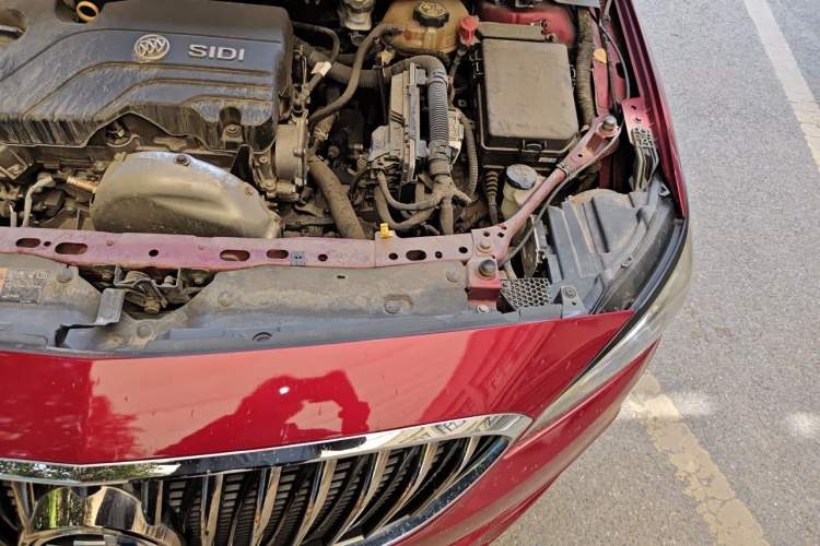 Used Buick Verano 2017 Sedan 15S Automatic Leading Model Engine Bay Left