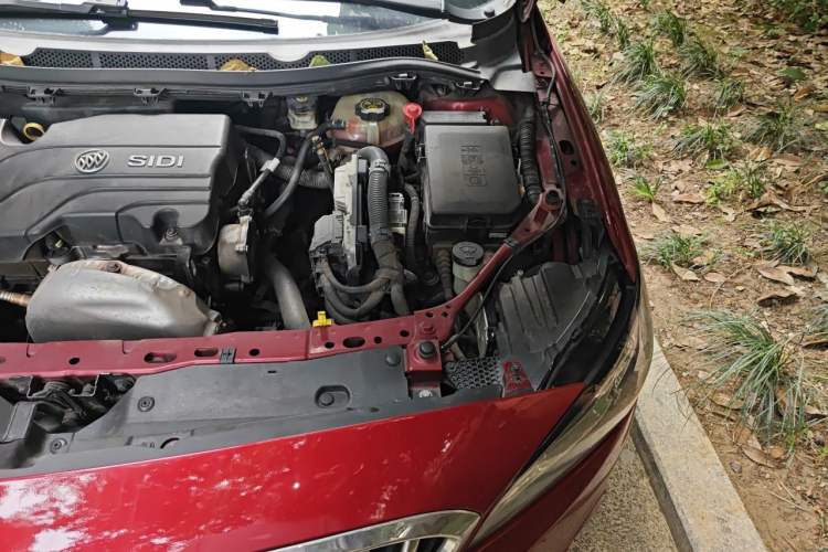 Used Buick Verano 2017 Sedan 15S Automatic Entry Model Engine Bay Left