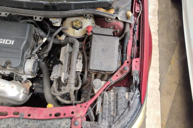Used Buick Verano 2017 Sedan 15S Automatic Entry Model Engine Bay Left